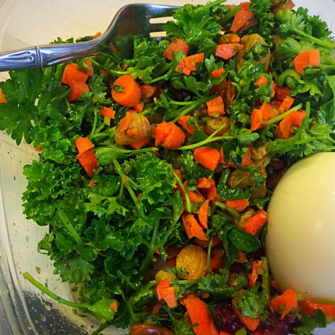 Salad with parsley as the base