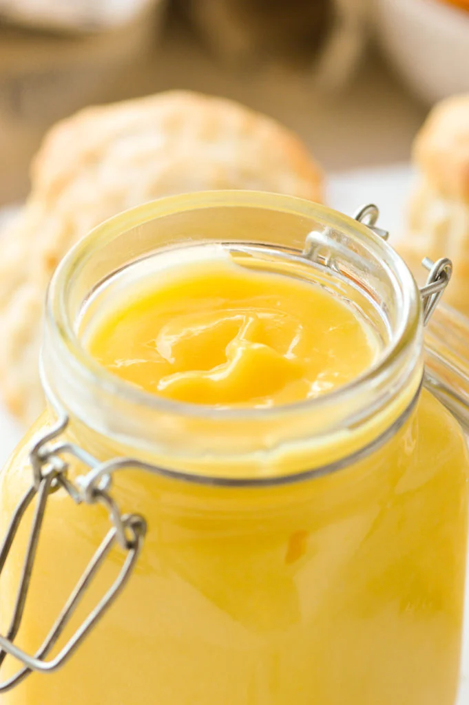 lemon curd uses egg yolks